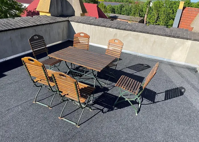 דירה Ruhig & Idyllisch - Schloss - Maisonette-apartment Ulrichshusen Mit Dachterrrasse, Mecklenburger Seenplatte Mit Dachterrasse, Naehe Ostsee